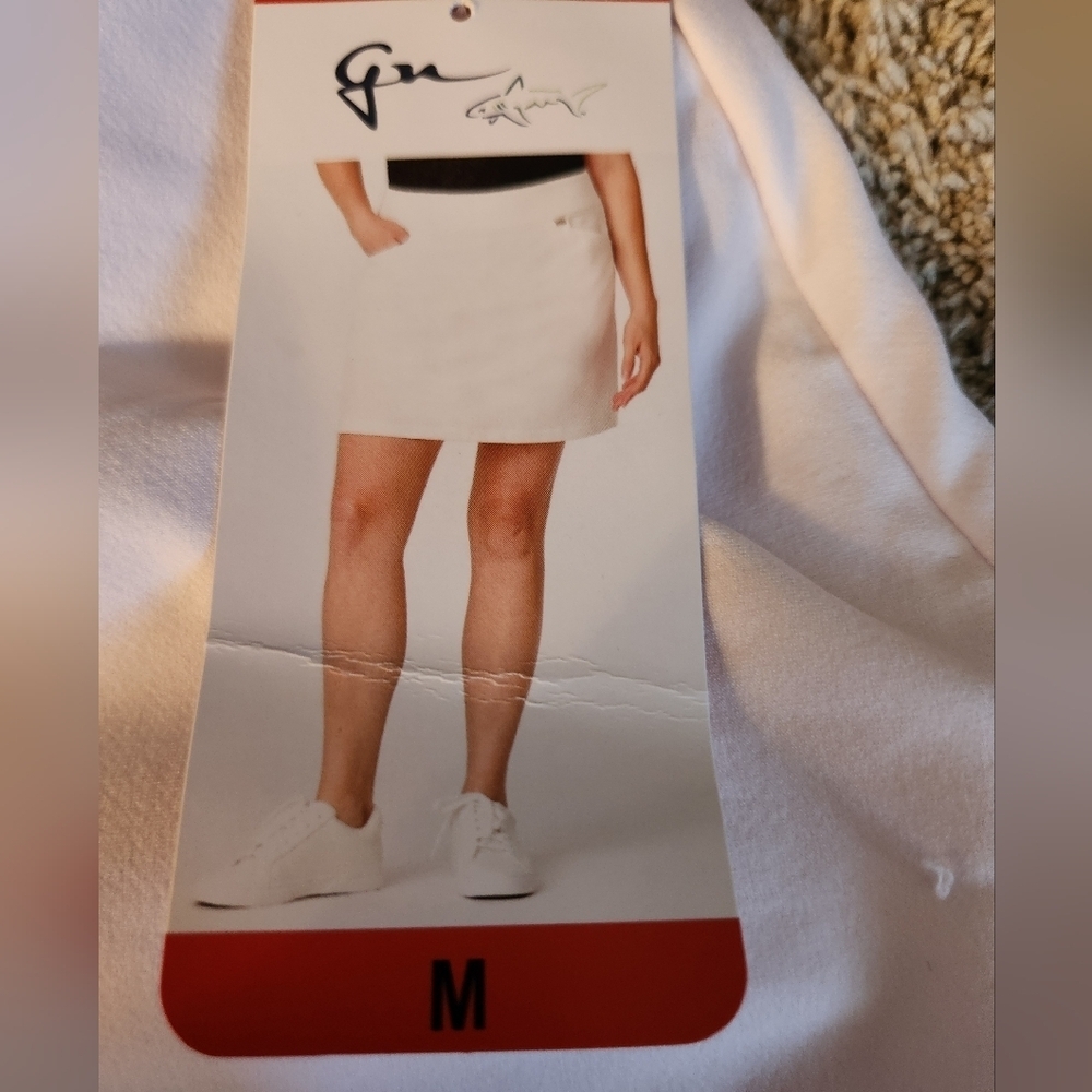 Greg Norman Women's Woven Pull On Golf Skort, GN Collections - Picture 4 of 10